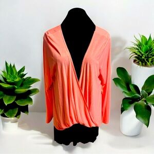 Women’s plus size activewear blouse